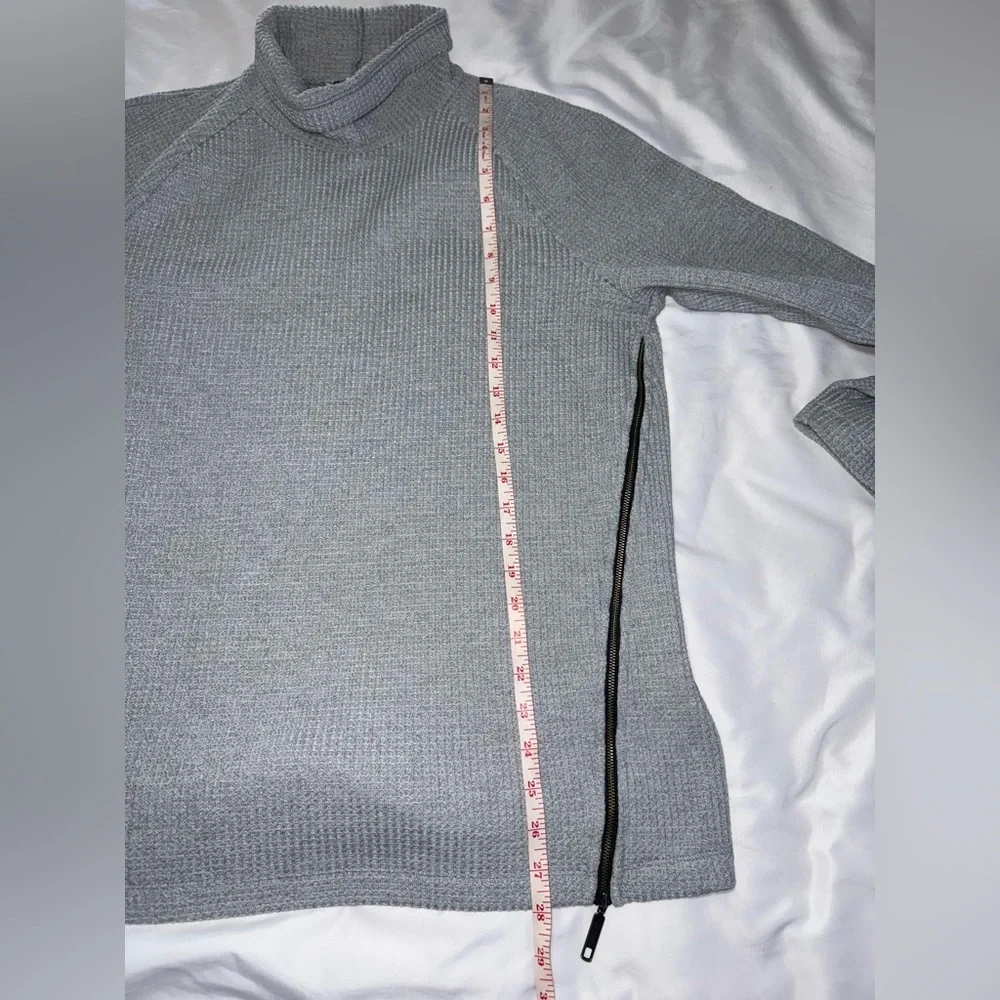 L.L. Bean waffle mock pullover sweater - Picture 7 of 8